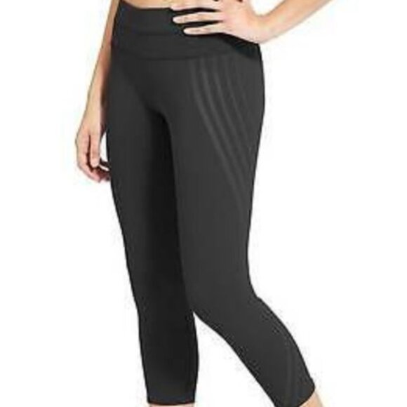 Athleta Sonar Capris size m - Picture 1 of 8